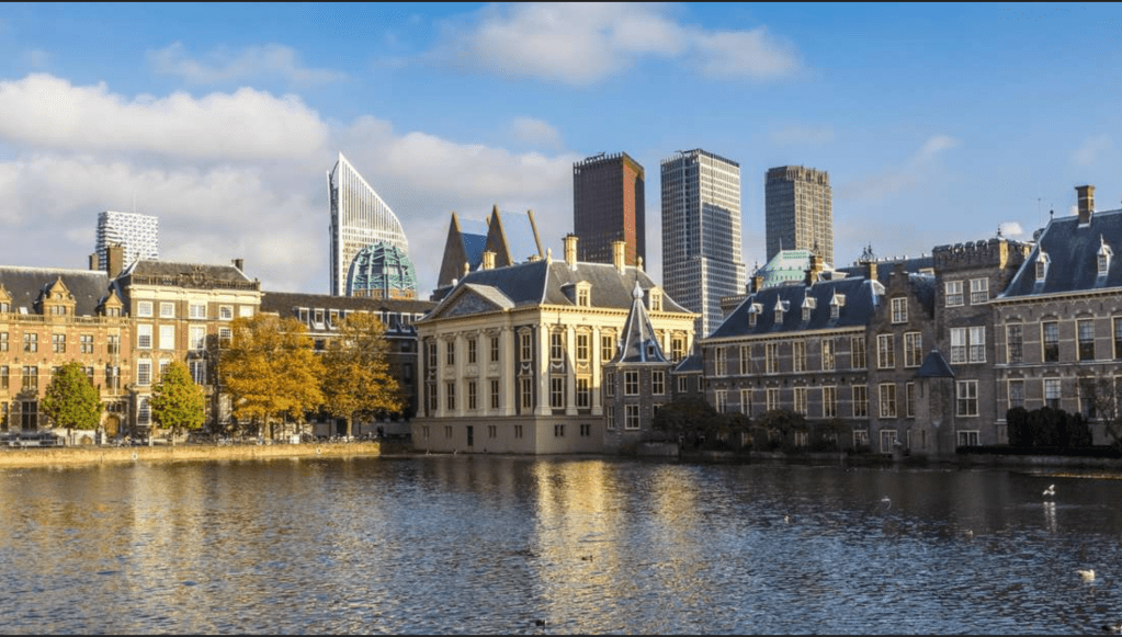 Een middenkabinet lijkt de enige&nbsp;uitweg